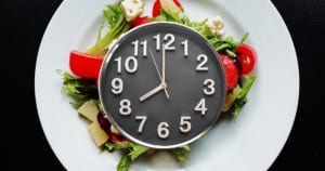 Intermittent-Fasting-Salad-Clock-Face-Image